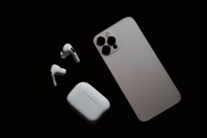 iPhone anti-snatching feature: Is it the best new security measure?